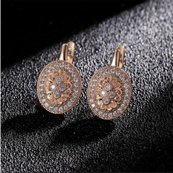 Art Deco Earrings Gold Plated Simulated Clip diamonds - Picture 11 of 13
